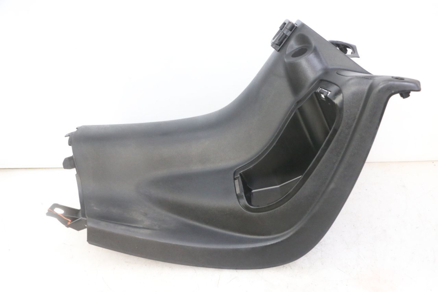 photo de INNER FAIRING PEUGEOT ELYSEO 125 (1999 - 2004)