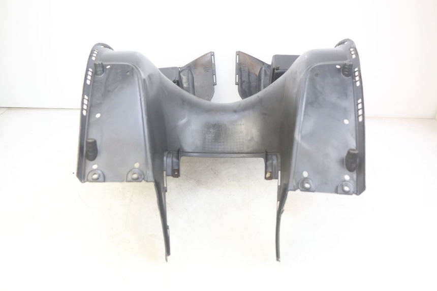 photo de INNER APRON HONDA FES PANTHEON 2T 125 (1998 - 2002)