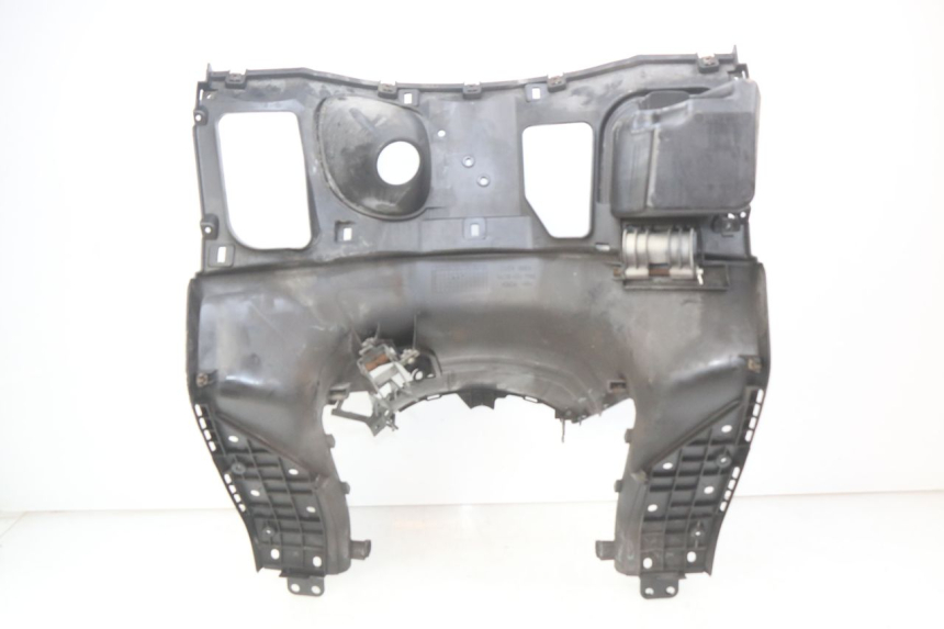 photo de INNER APRON HONDA FES S-WING SWING ABS 125 (2007 - 2015)