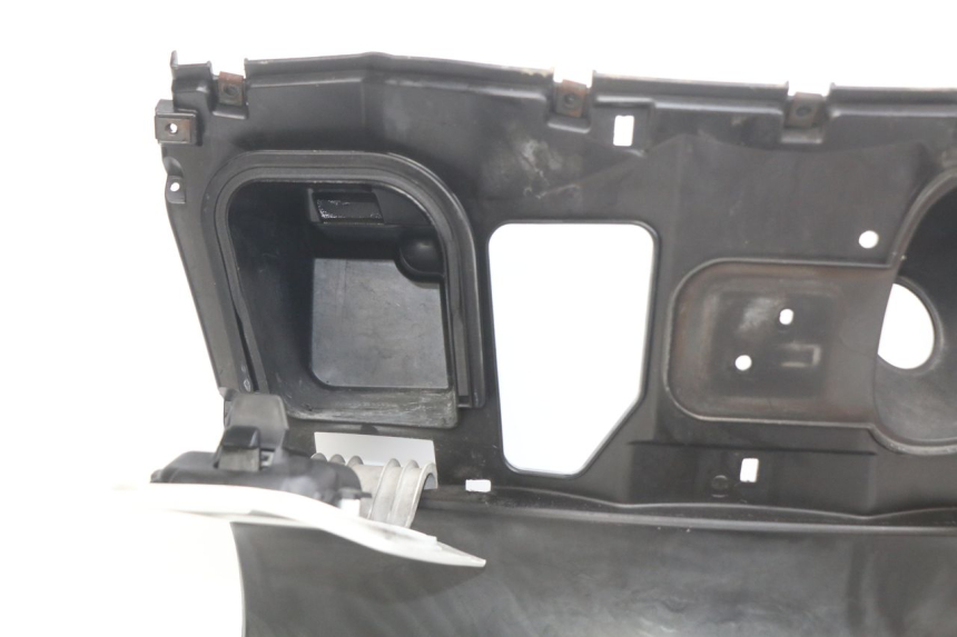 photo de INNER APRON HONDA FES S-WING SWING ABS 125 (2007 - 2015)