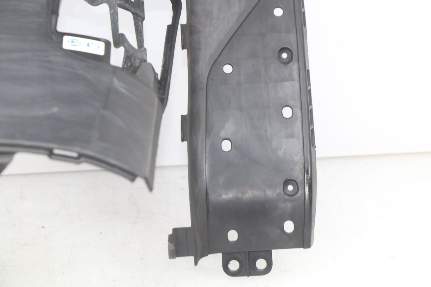 photo de INNER APRON HONDA FES S-WING SWING ABS 125 (2007 - 2015)