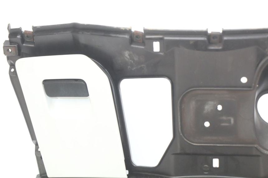 photo de INNER APRON HONDA FES S-WING SWING ABS 125 (2007 - 2015)