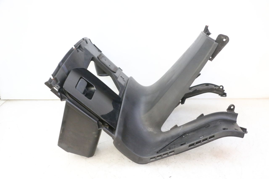 photo de INNER APRON HONDA FES S-WING SWING ABS 125 (2007 - 2015)