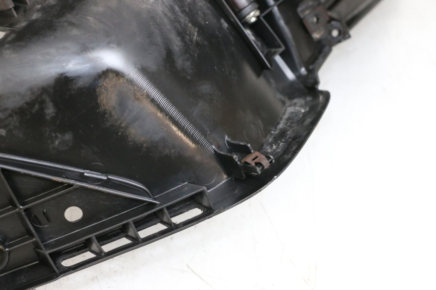 photo de INNER APRON HONDA FES S-WING SWING ABS 125 (2007 - 2015)