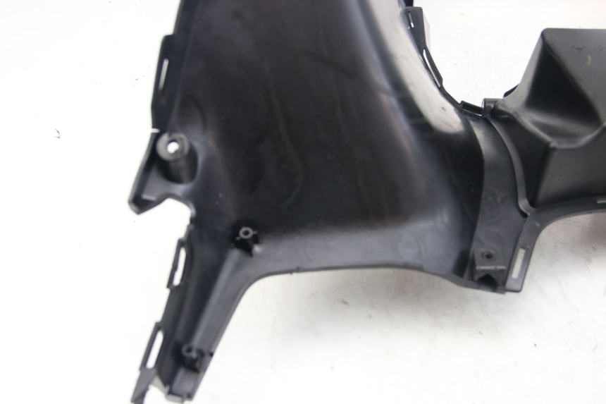 photo de LOWER INNER FAIRING KYMCO DOWNTOWN ABS 125 (2015 - 2017)