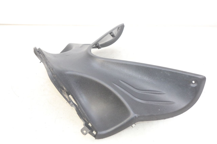 photo de LOWER INNER FAIRING PIAGGIO FLY 4T 50 (2013 - 2017)