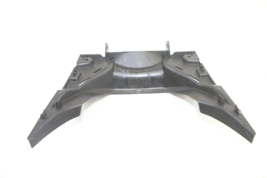 photo de INNER LEGSHIELD LOWER YAMAHA XMAX X-MAX 125 (2021 - 2025)