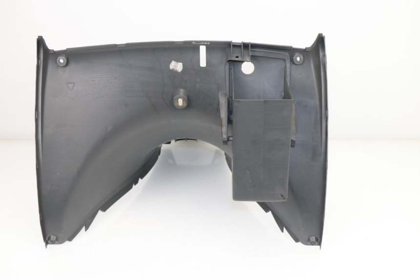 photo de INNER LEGSHIELD LOWER YAMAHA YP MAJESTY 125 (2002 - 2006)