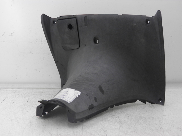 photo de INNER LEGSHIELD LOWER YAMAHA YP MAJESTY 125 (2002 - 2006)