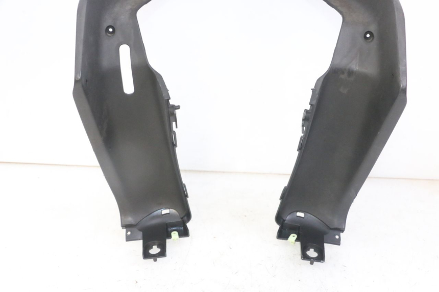 photo de INNER LEGSHIELD PEUGEOT JET FORCE CARBU 50 (2003 - 2016)