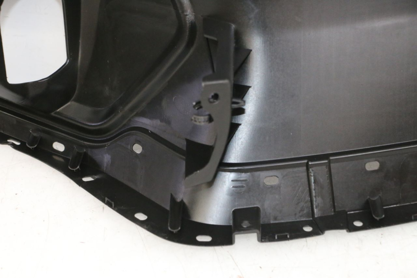 photo de INNER LEGSHIELD YAMAHA NEO'S CORE 1 (2022 - 2026) - Used quality zoom