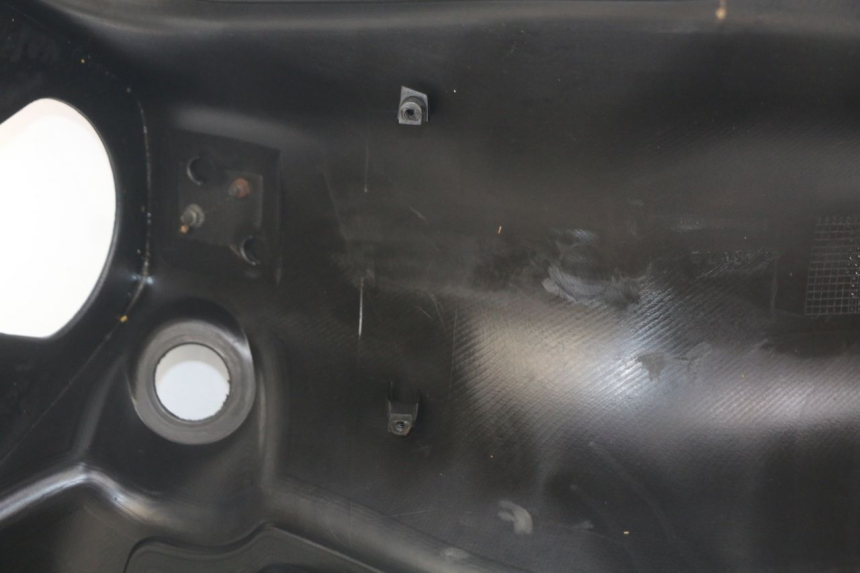 photo de INNER FAIRING PEUGEOT ELYSEO 125 (1999 - 2004)