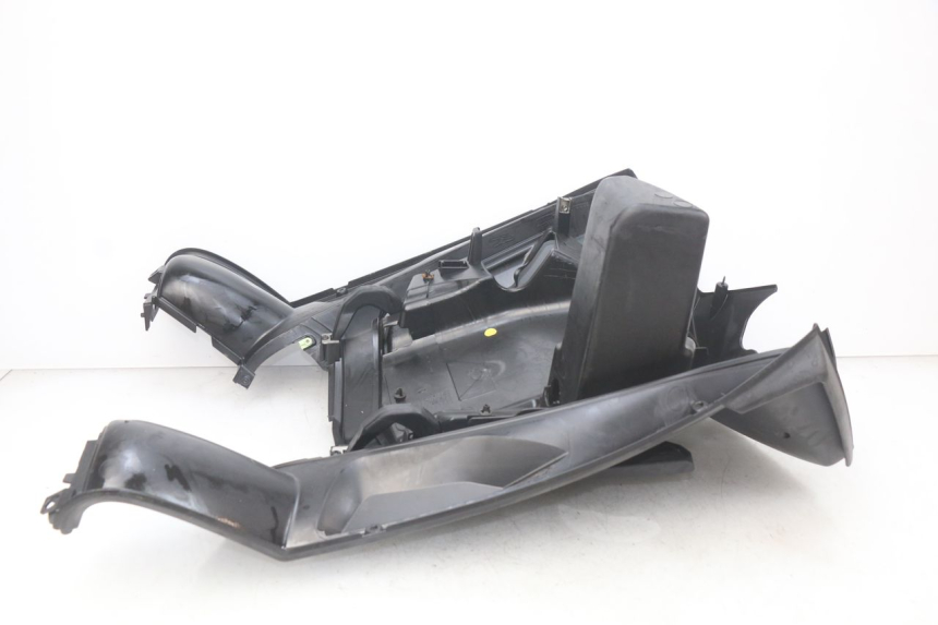 photo de INNER FAIRING PEUGEOT GEOPOLIS 400 (2007 - 2013)