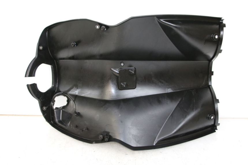 photo de INNER FAIRING PEUGEOT KISBEE 4T 50 (2018 - 2022)