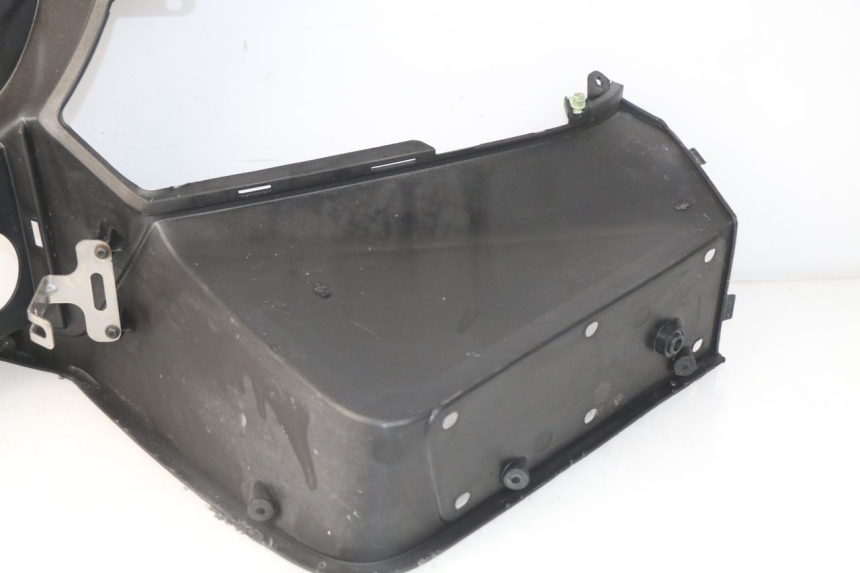 photo de INNER LEGSHIELD PEUGEOT SATELIS 500 (2007 - 2013)