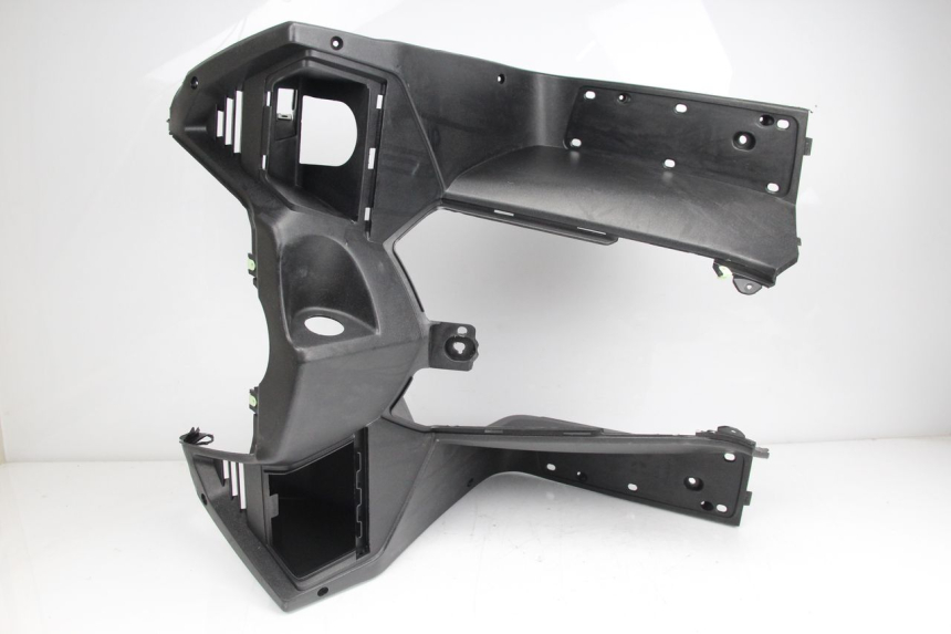 photo de INNER LEGSHIELD PEUGEOT SATELIS 125 (2013 - 2018)