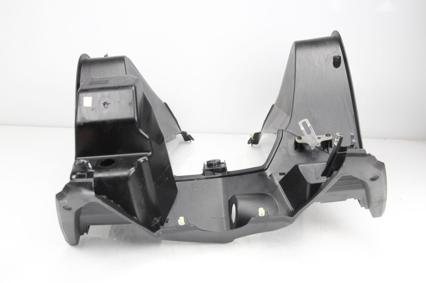 photo de INNER LEGSHIELD PEUGEOT SATELIS 125 (2013 - 2018)