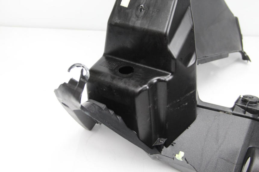 photo de INNER LEGSHIELD PEUGEOT SATELIS 125 (2013 - 2018)