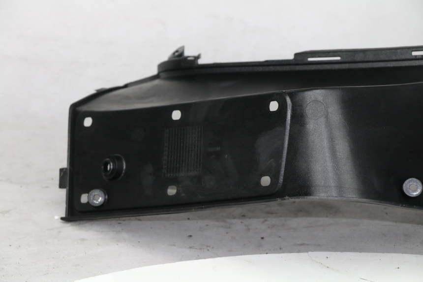 photo de INNER APRON PEUGEOT SATELIS COMPRESSOR K15 125 (2006 - 2009)