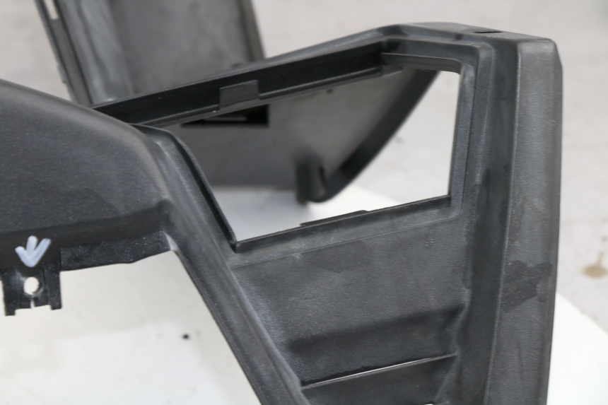 photo de INNER APRON PEUGEOT SATELIS COMPRESSOR K15 125 (2006 - 2009)