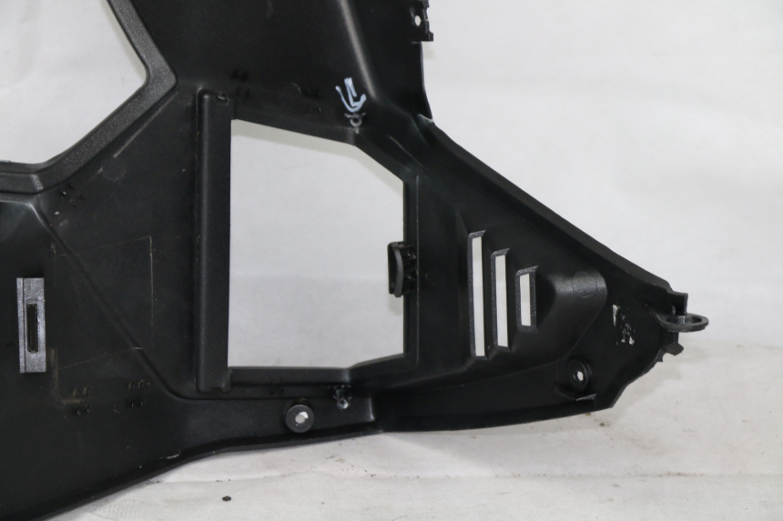 photo de INNER APRON PEUGEOT SATELIS COMPRESSOR K15 125 (2006 - 2009)