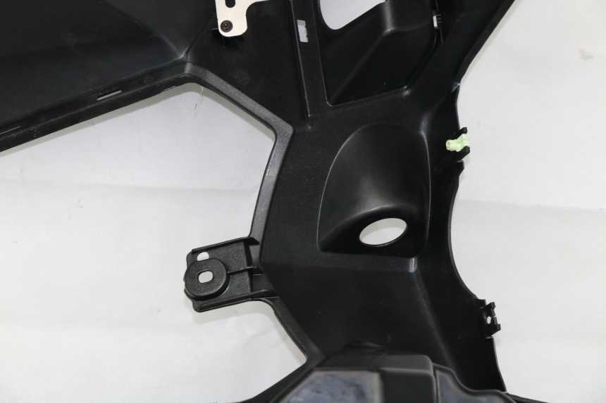 photo de INNER APRON PEUGEOT SATELIS COMPRESSOR K15 125 (2006 - 2009)