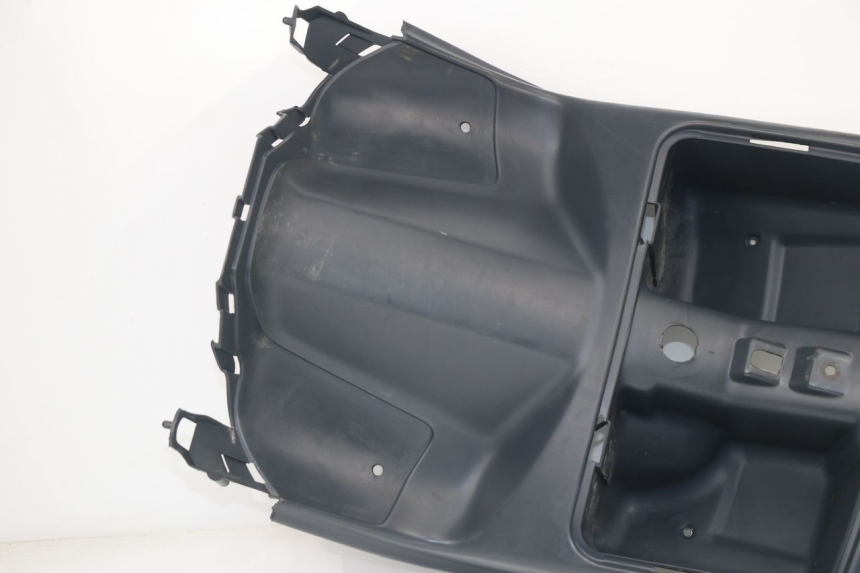 photo de INNER FAIRING PEUGEOT SV 125 (1991 - 1994)