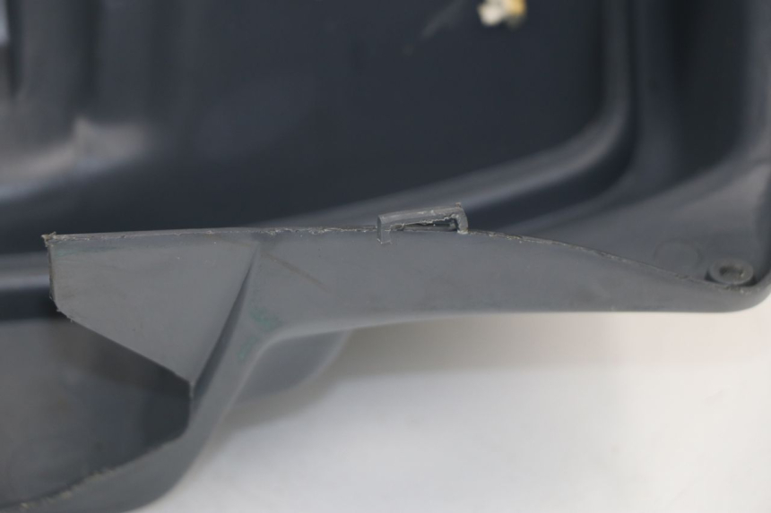 photo de INNER FAIRING PEUGEOT SV 125 (1991 - 1994)