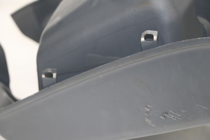 photo de INNER FAIRING PEUGEOT SV 125 (1991 - 1994)