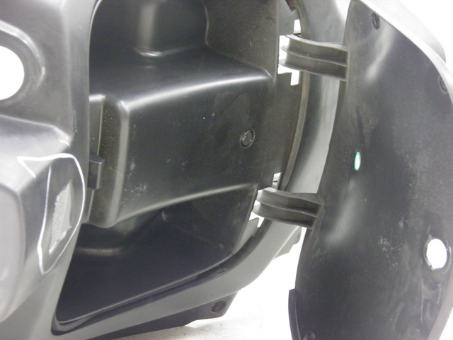 photo de INNER FAIRING PEUGEOT TWEET 4T 50 (2010 - 2014)