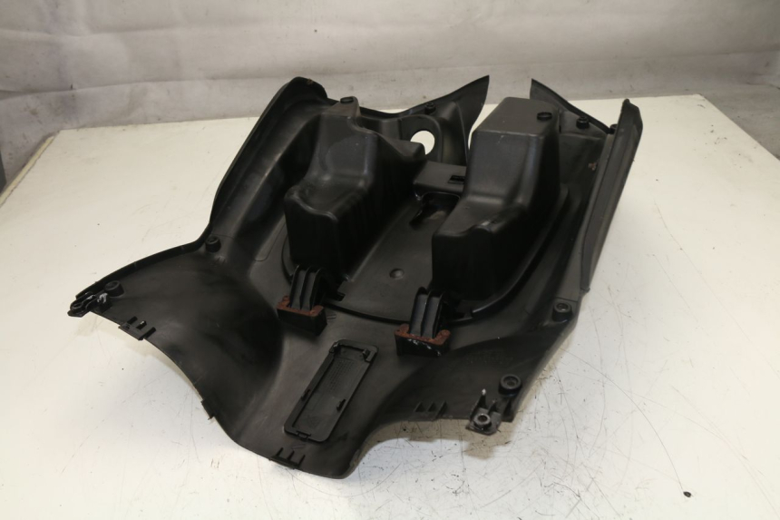 photo de INNER FAIRING PEUGEOT TWEET 4T 50 (2010 - 2014)