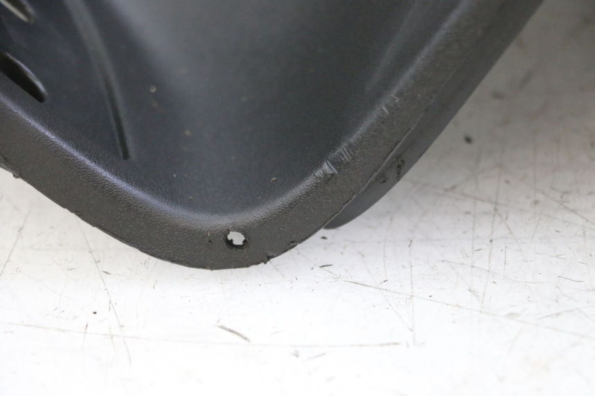 photo de INNER LEGSHIELD PIAGGIO X8 125 (2004 - 2007)