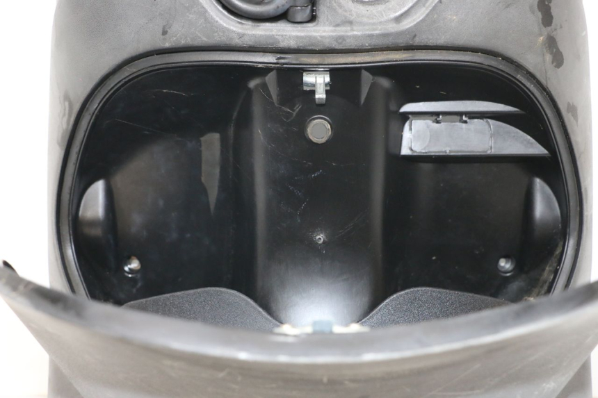 photo de INNER FAIRING PIAGGIO ZIP 2T 50 (2009 - 2019)