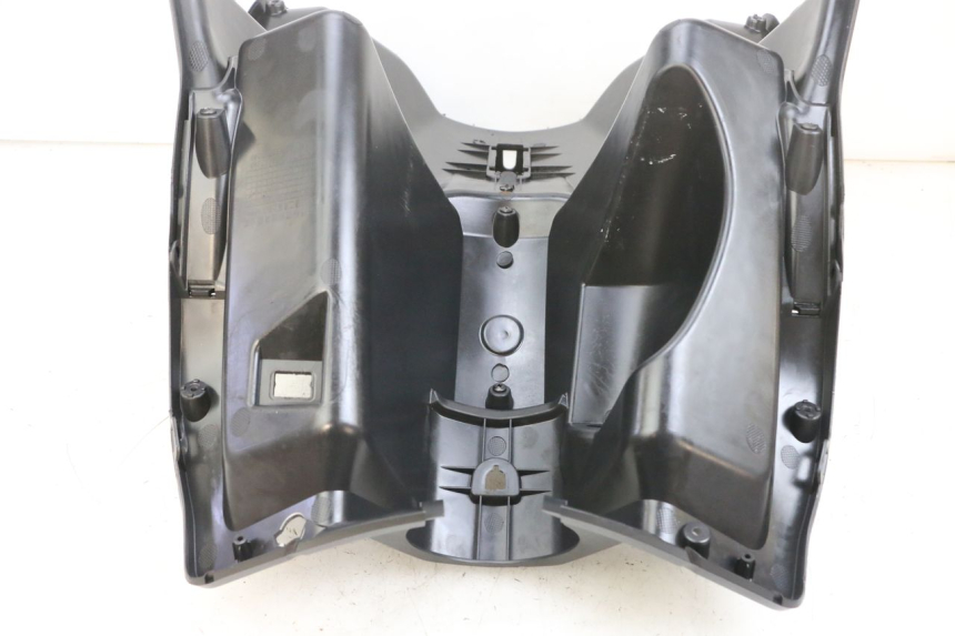 photo de INNER LEGSHIELD JM MOTORS SANTANA EVO 50 (2024 - 2026) - Technical close-up