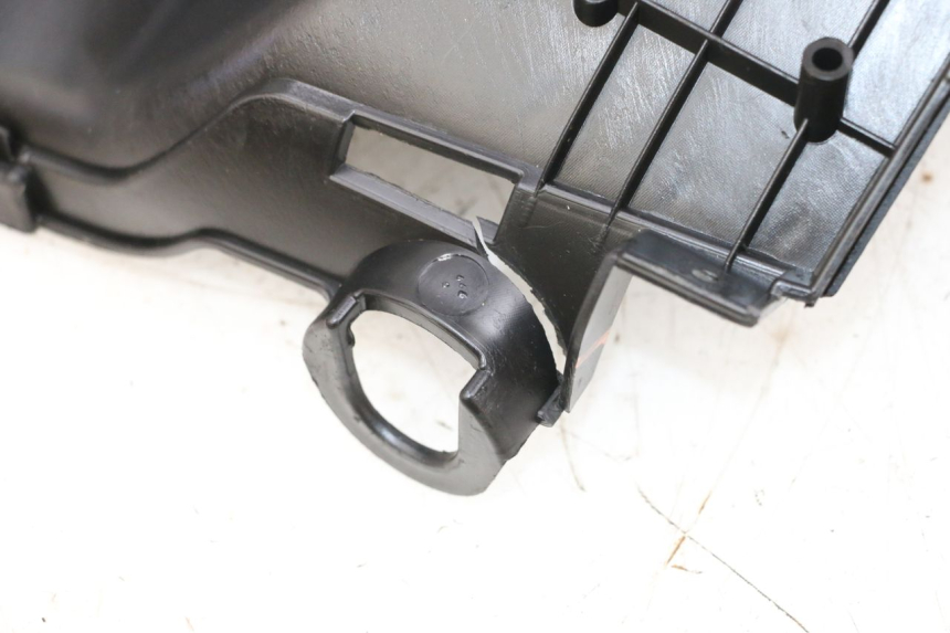 photo de INNER FAIRING JM MOTORS SANTANA 50 (2014 - 2023) - Technical close-up