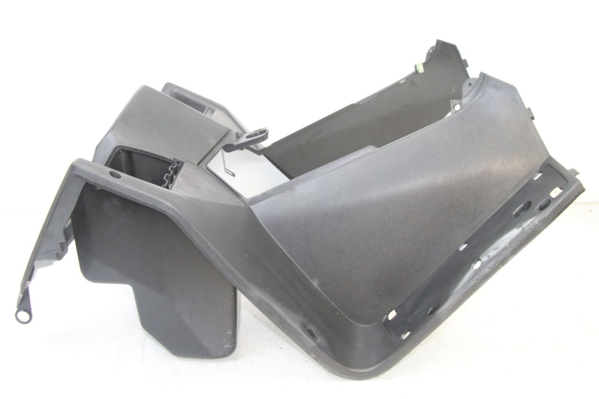 photo de INNER LEGSHIELD PEUGEOT SATELIS 125 (2013 - 2018)