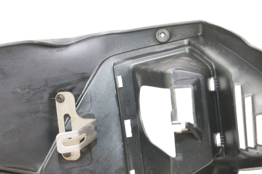 photo de INNER LEGSHIELD PEUGEOT SATELIS 125 (2013 - 2018)