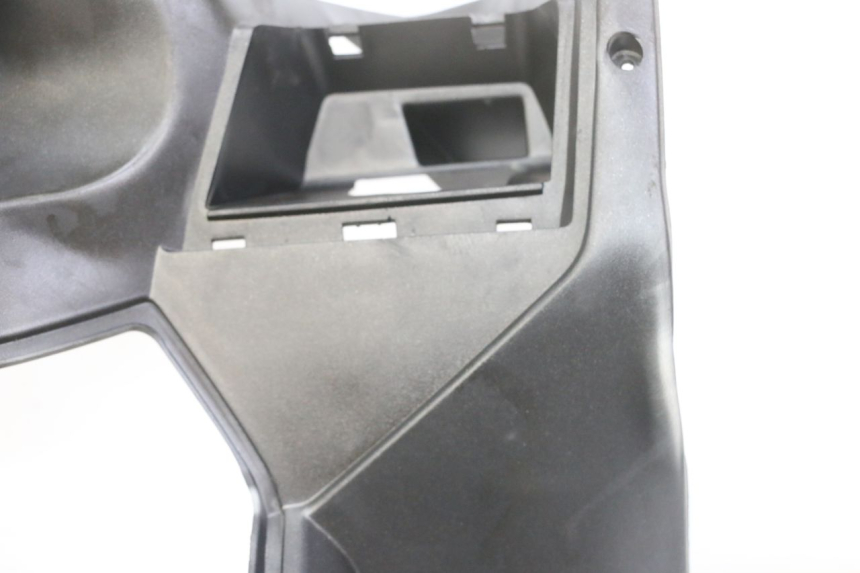 photo de INNER LEGSHIELD PEUGEOT SATELIS 125 (2013 - 2018)