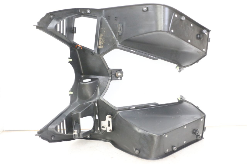 photo de INNER LEGSHIELD PEUGEOT SATELIS 125 (2013 - 2018)