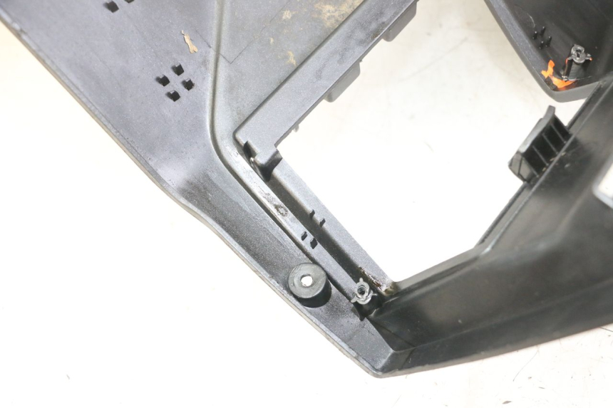 photo de INNER LEGSHIELD PEUGEOT SATELIS 125 (2013 - 2018)