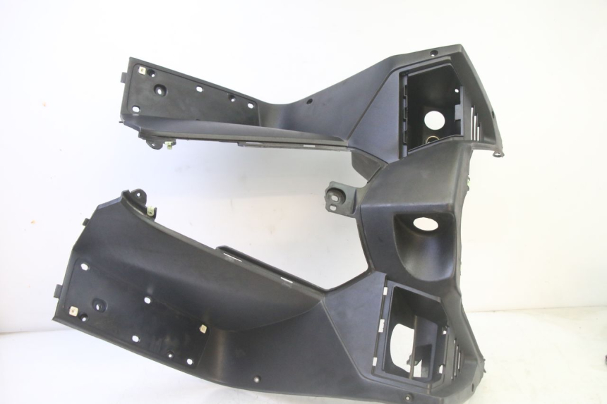 photo de INNER LEGSHIELD PEUGEOT SATELIS 125 (2013 - 2018)