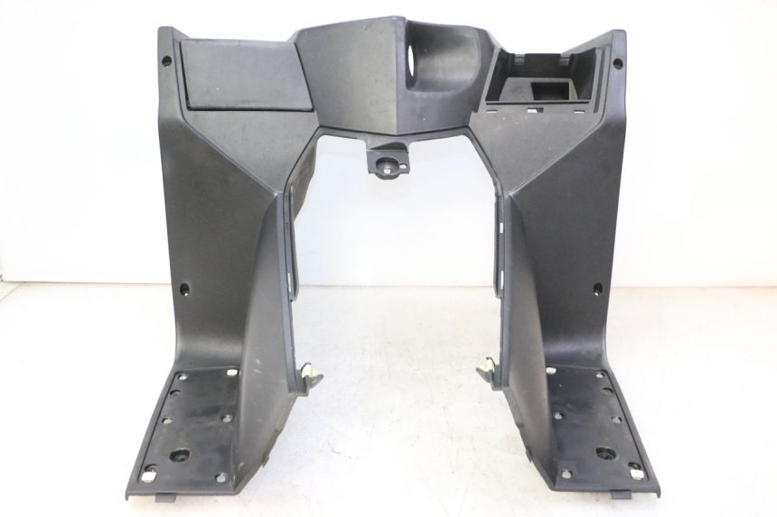photo de INNER LEGSHIELD PEUGEOT SATELIS 125 (2013 - 2018)