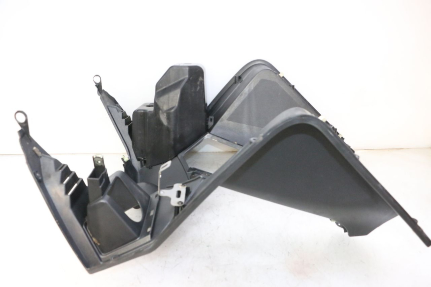 photo de INNER LEGSHIELD PEUGEOT SATELIS 125 (2013 - 2018)