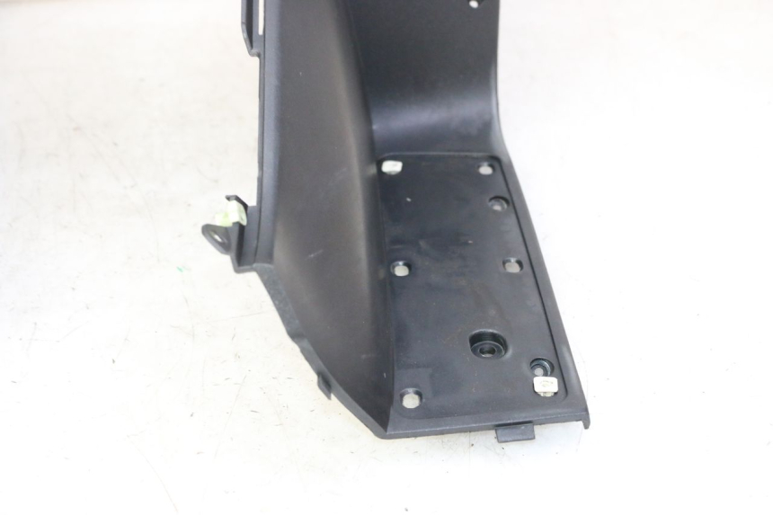 photo de INNER LEGSHIELD PEUGEOT SATELIS 125 (2013 - 2018)