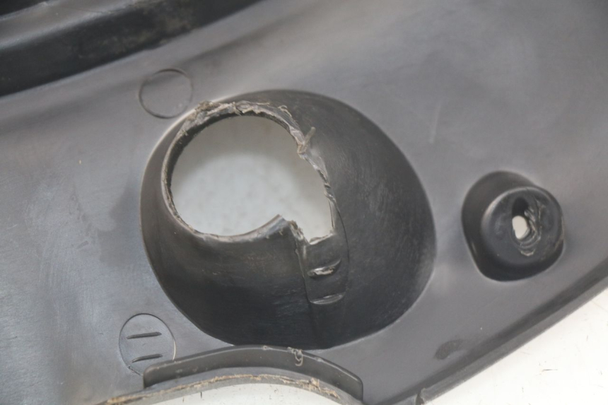 photo de INNER LEGSHIELD HONDA SJ BALI 50 (1996 - 1999)