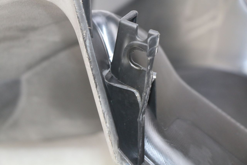 photo de INNER APRON PEUGEOT SPEEDFIGHT 3 AIR 50 (2009 - 2015)