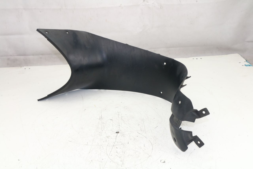 photo de INNER LEGSHIELD UPPER BMW C1 125 (2000 - 2003)