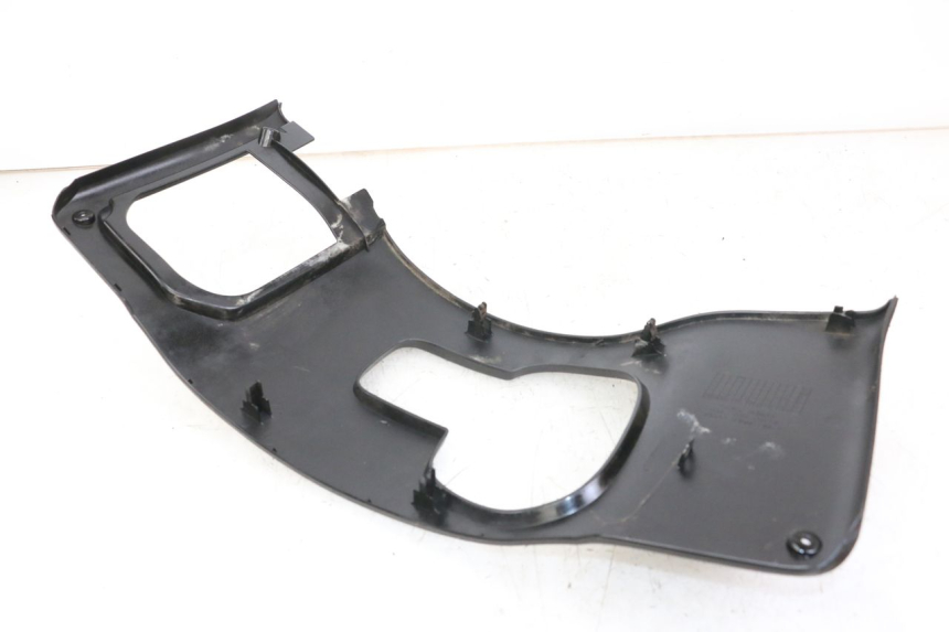 photo de INNER LEGSHIELD UPPER HONDA FES S-WING SWING 125 (2007 - 2015)