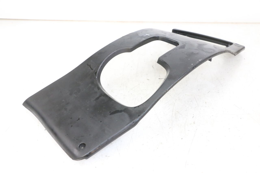 photo de INNER LEGSHIELD UPPER HONDA FES S-WING SWING 125 (2007 - 2015)