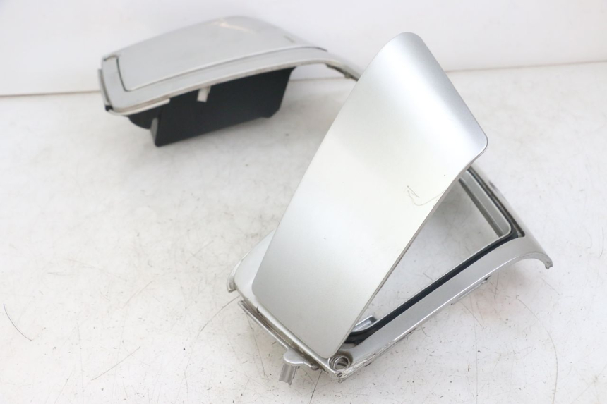 photo de INNER LEGSHIELD UPPER HONDA FJS SILVERWING SILVER WING 600 (2001 - 2010)